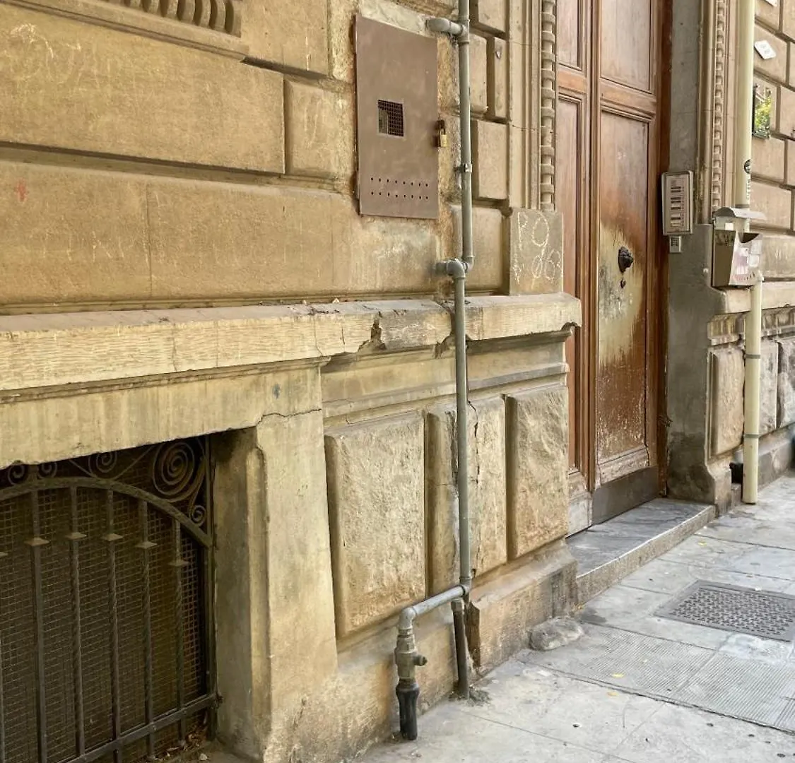 ***  Bb Essenze Bed & Breakfast Palermo Italy