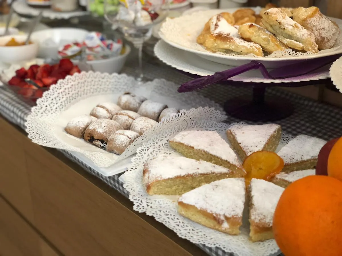 Bb Essenze Bed & Breakfast Palermo
